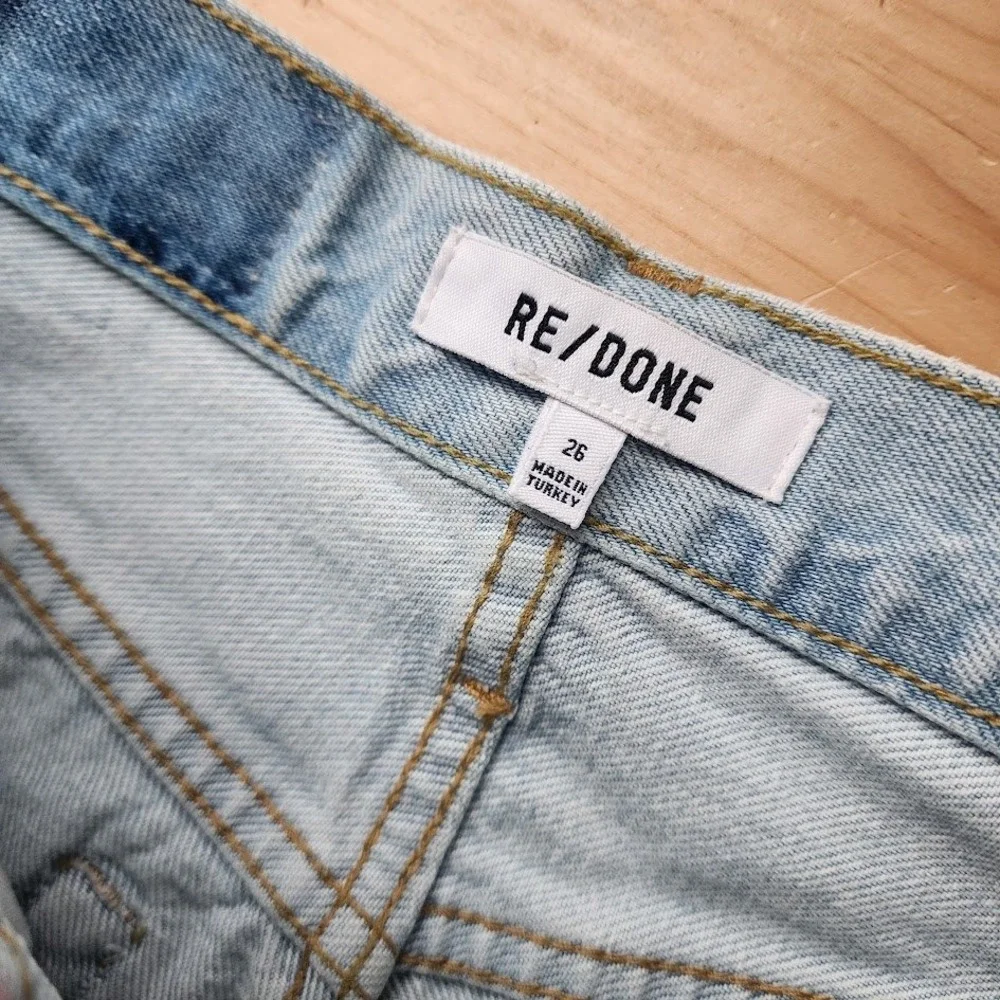 RE/DONE 90s high rise loose jeans zip side detail light wash size 26